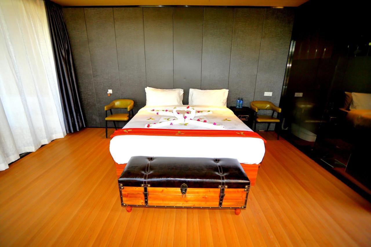 Jambo Mara Safari Lodge Ololaimutiek エクステリア 写真